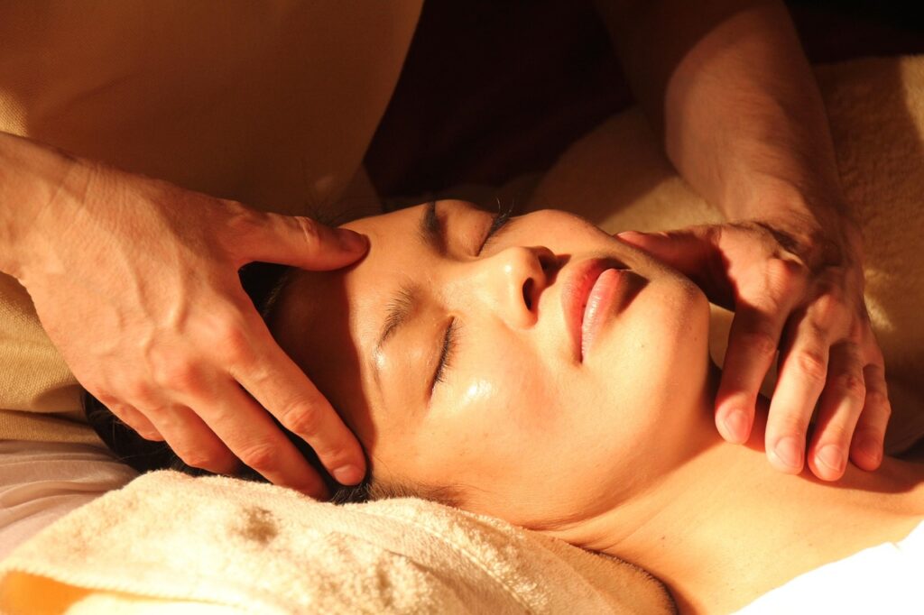 massage, wellness, japanese, acupressure, pressure points, traditional chinese medicine, face, hands, singing bowl massage, health, spiritual, nature, break, recreation, relaxation, spa massage, relaxing massage, relax, relaxing, towel, spa, sound massage, acupressure, spa, spa, spa, spa, spa
